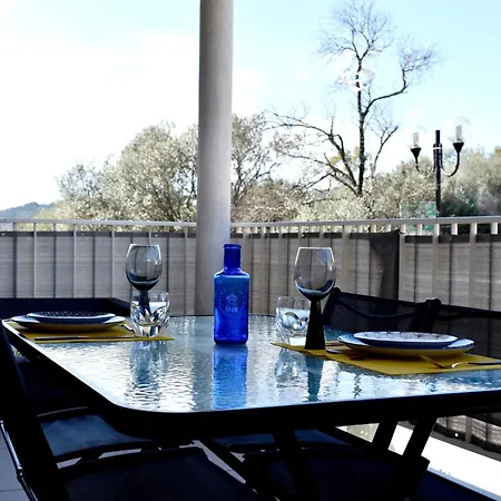 Terrasse Entre Et Port Порто-Веккьо